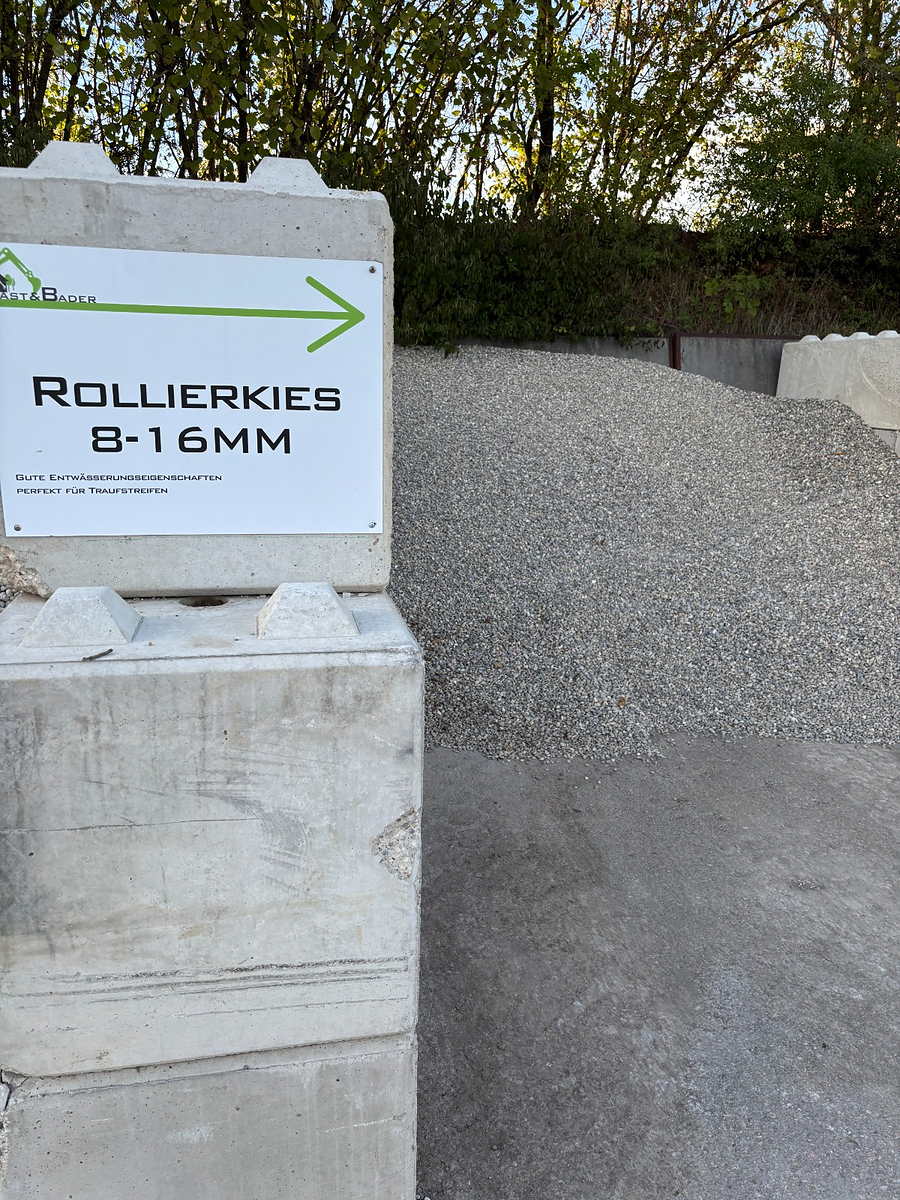 Rollierkies 8-16 mm auf dem Lagerplatz Bellenberg